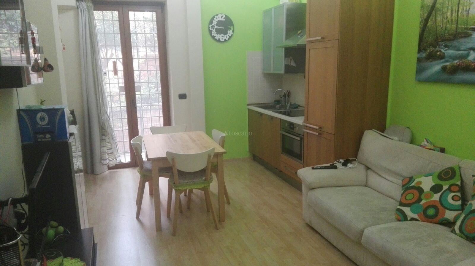 Casa a roma in vicolo monte del gallo (zona gregorio v i i)